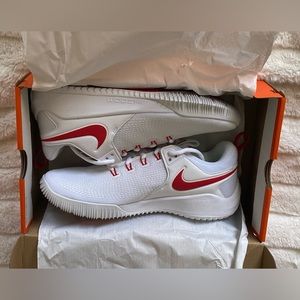 Nike Women’s Zoom HyperAce 2 Volleyball Shoes. Size 9.5. White and red.